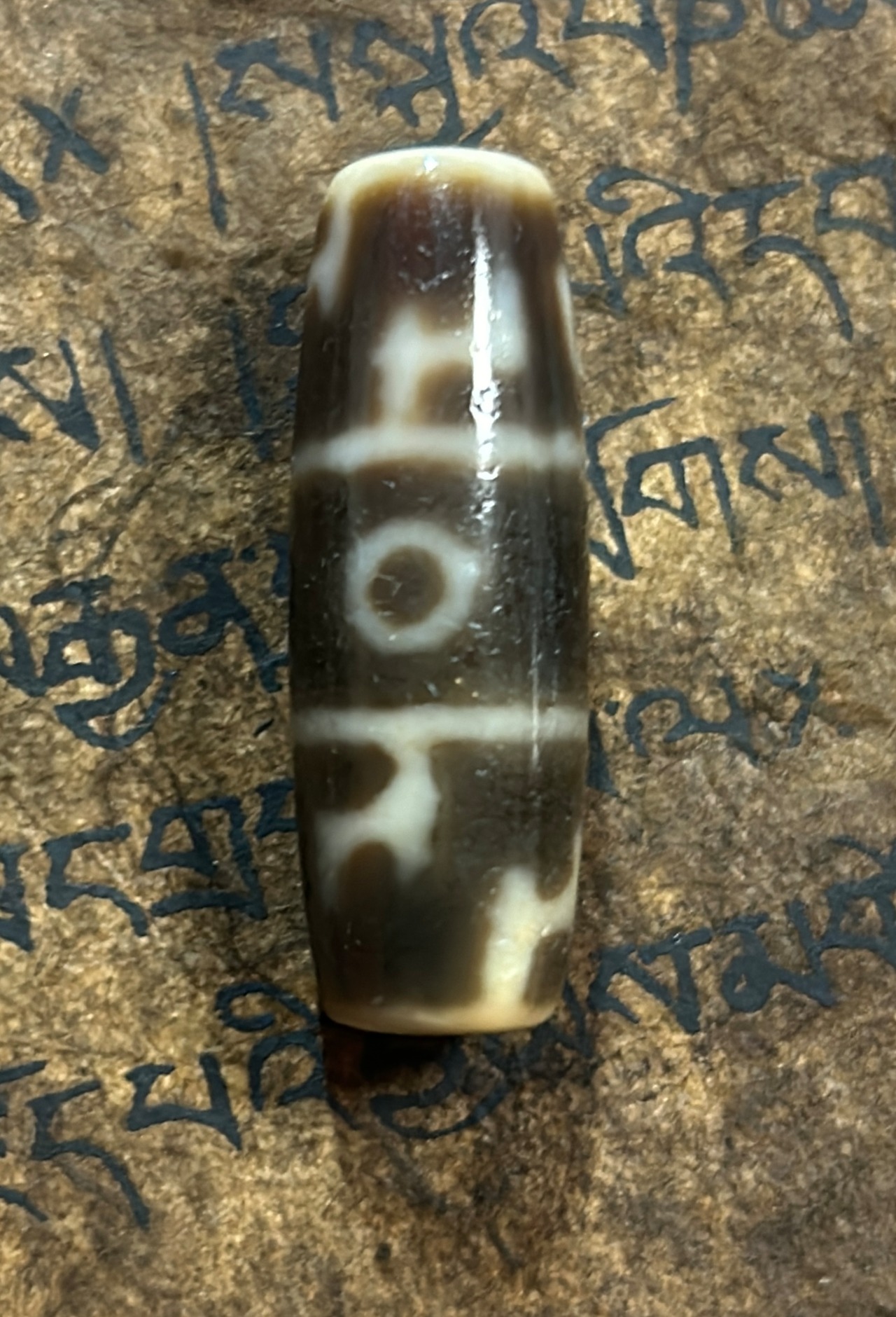 蓮師法器二眼天珠 特殊模様 台湾至純天珠／チベット 天珠 dZi 