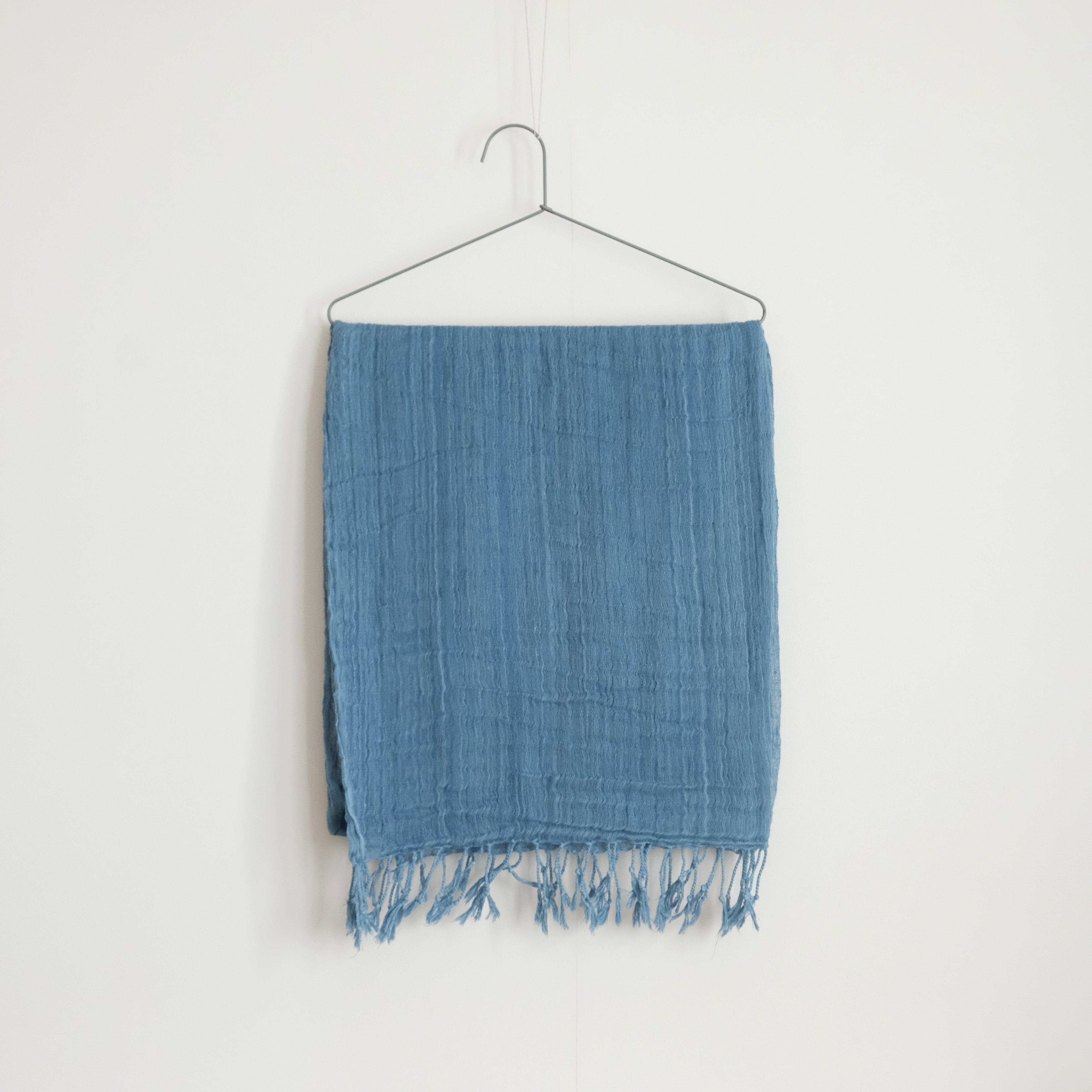 〈 藍染め 〉ふわふわのストール