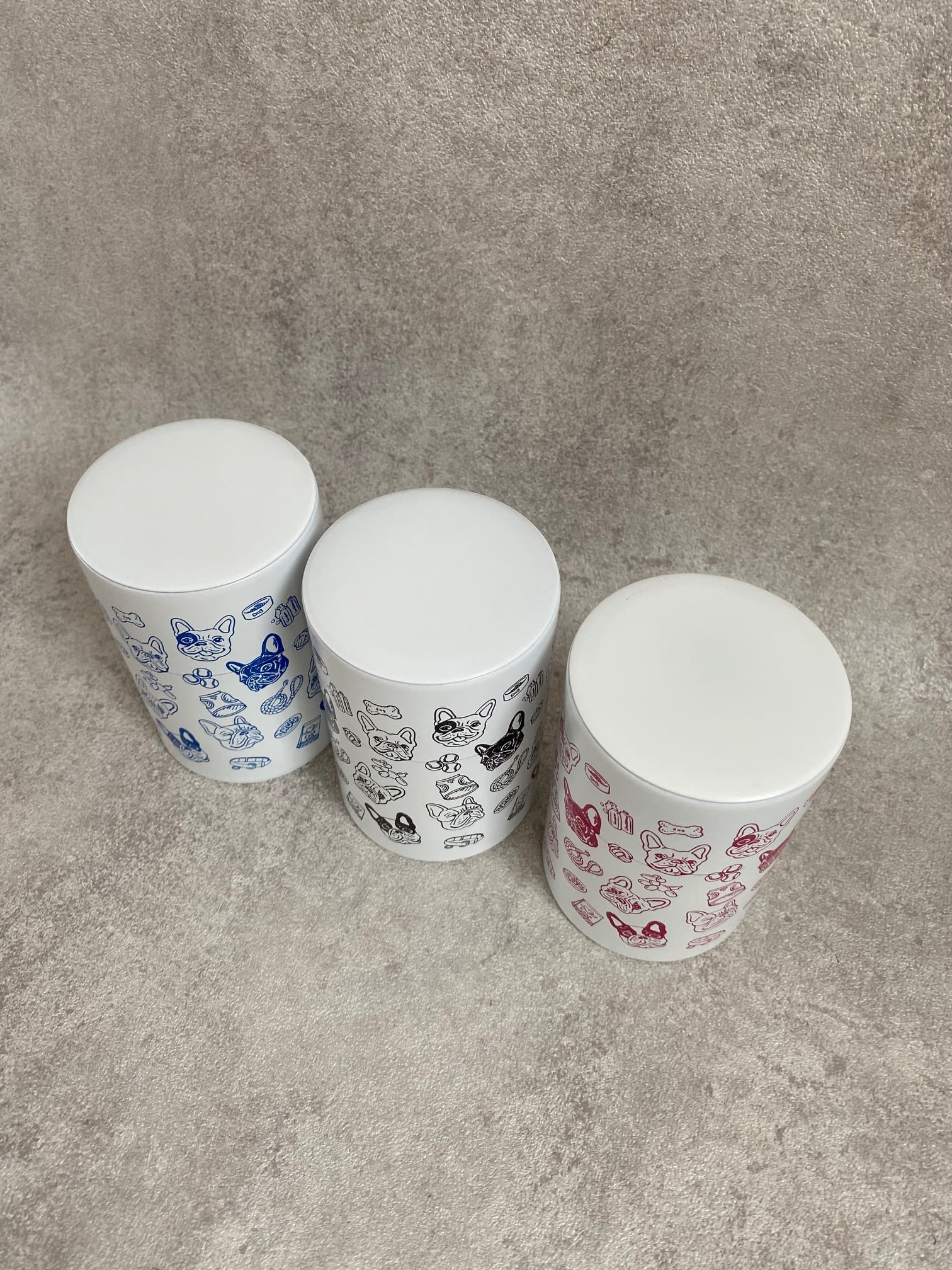 new TRUNK缶