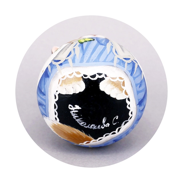 スベトラーナ・ニコライバ作 ベル 猫