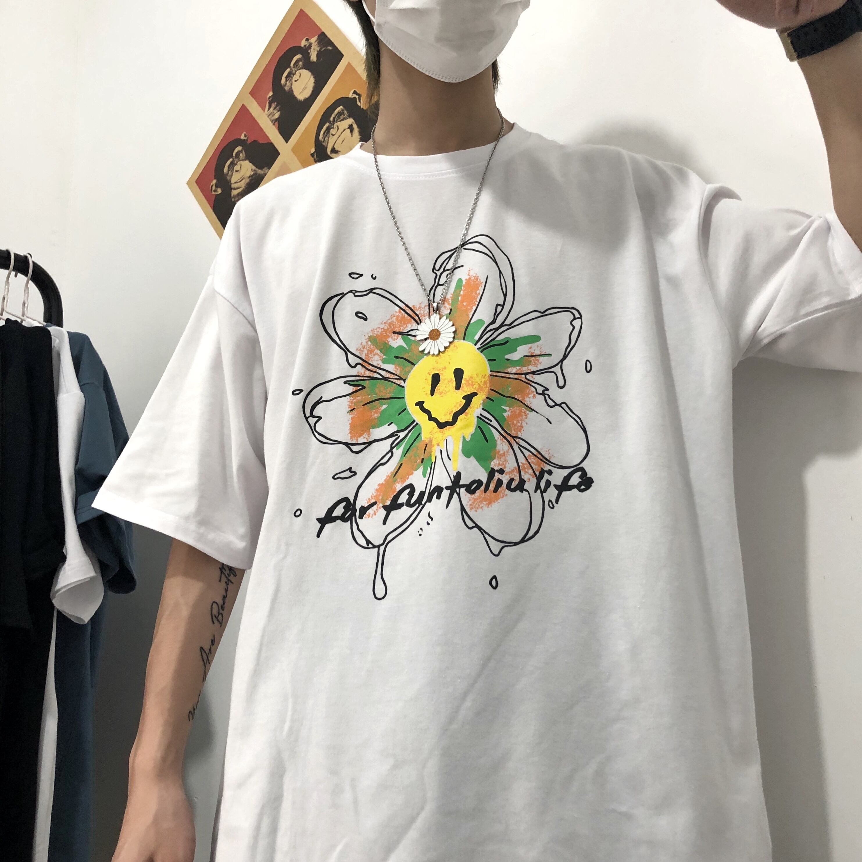 送料無料】KOREA オーバーサイズ花柄ルーズTシャツ メンズレディース