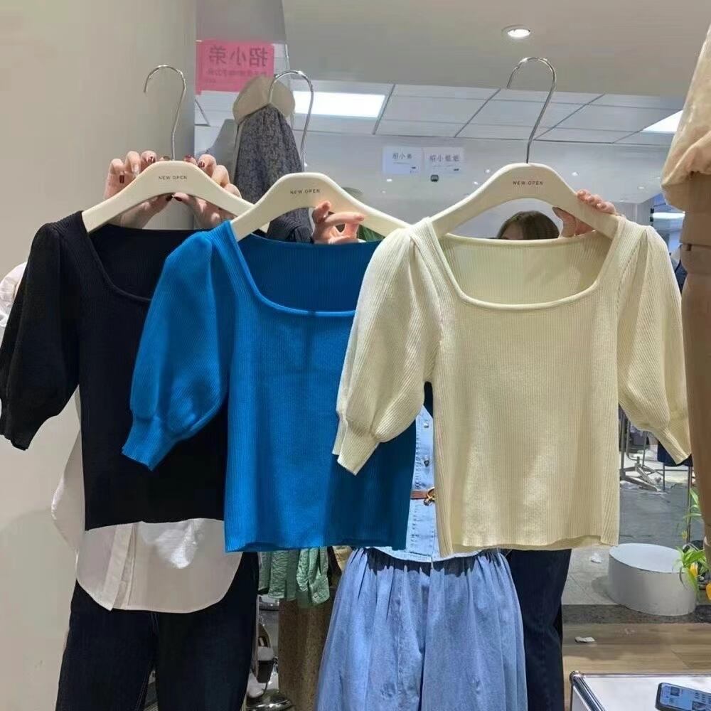 パフスリーブ　スクエアネックニット　AJ111-A02