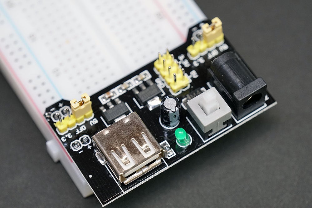 ソルダーレス ブレッドボード/ブレッドボード用専用電源供給