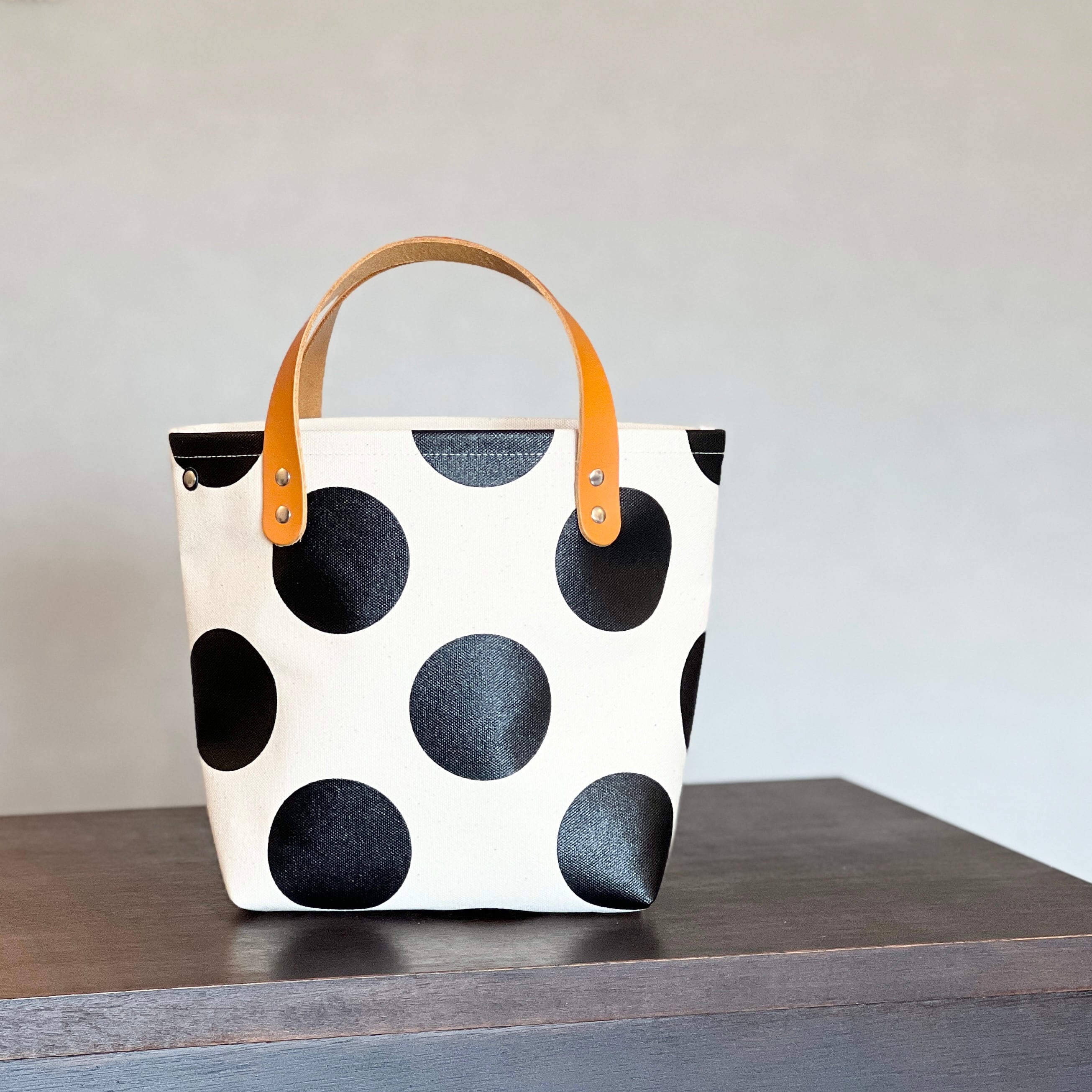 もえのはは様　ぽってりバック小　ドット　刺繍 Dot Series | CUSTOM BAG Milih