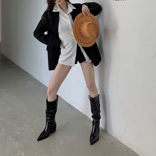 cowboy boots  10328