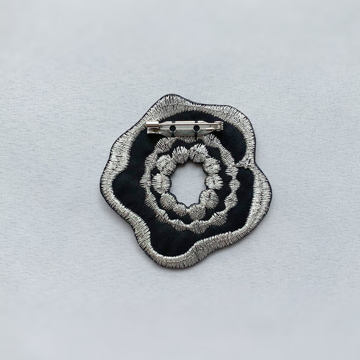刺繍ブローチ ga.la (br-073）2色
