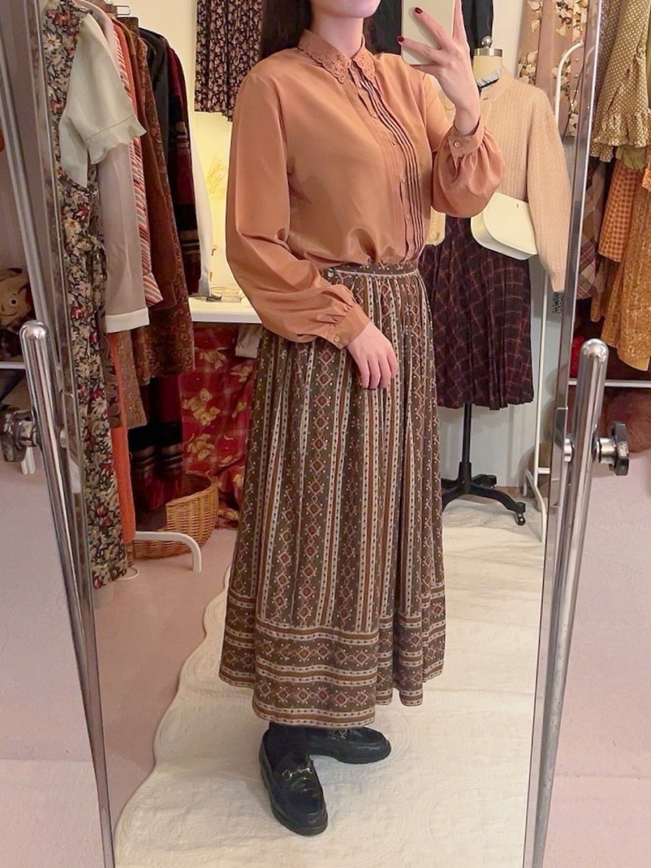 tyrolean line gather flare skirt