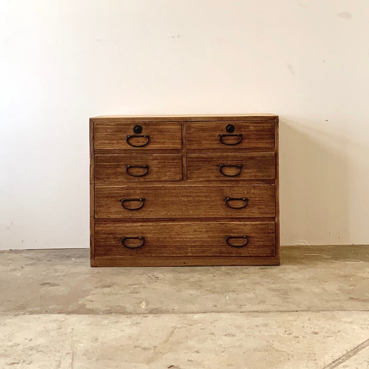 引き出し6杯　古家具