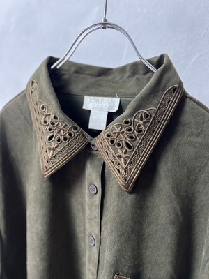 【unisex】import embroidery shirt Vintage