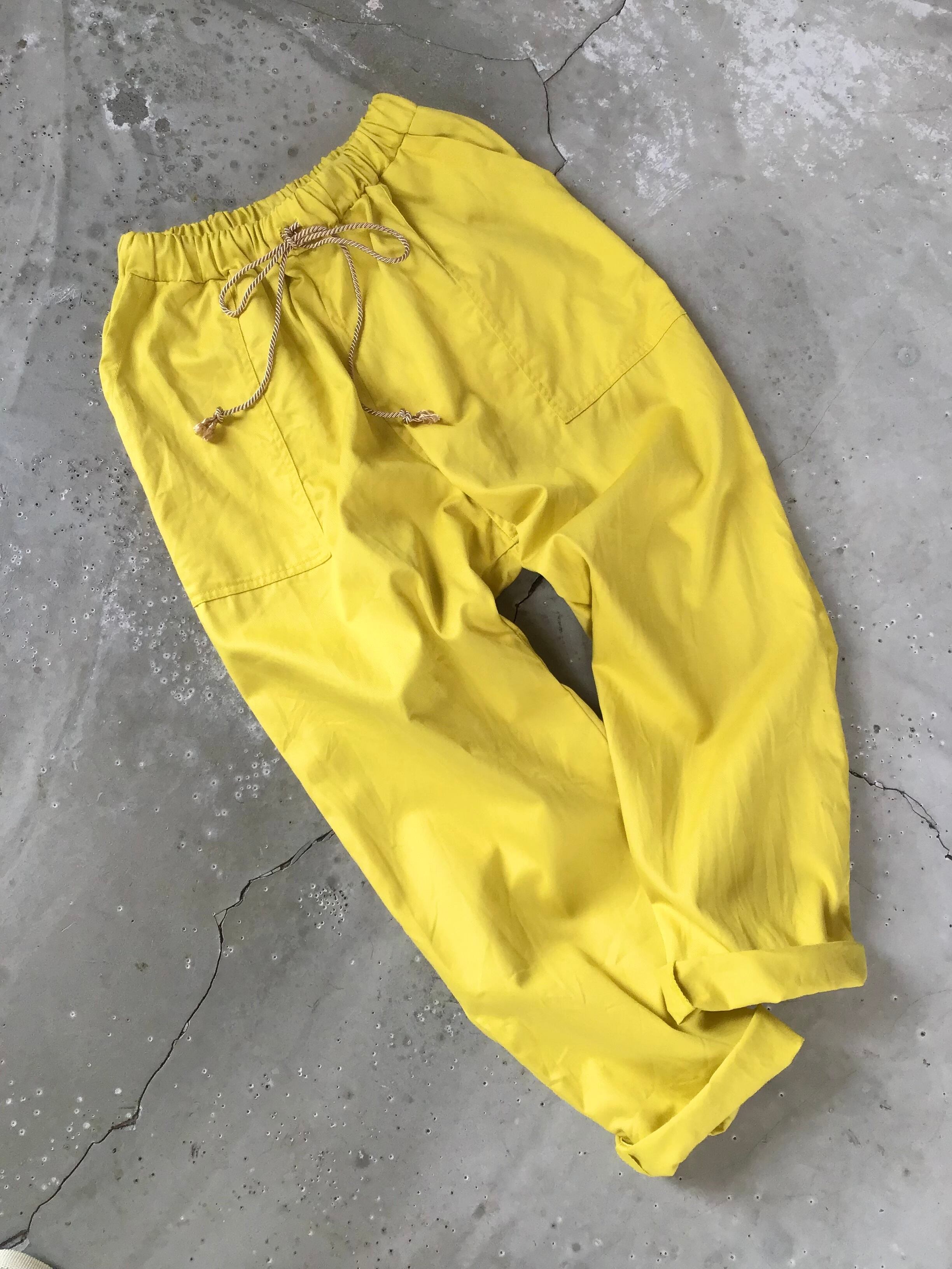 Nora pants cotton twill / col.canary yellow | porto ponpone hayama powered  by BASE