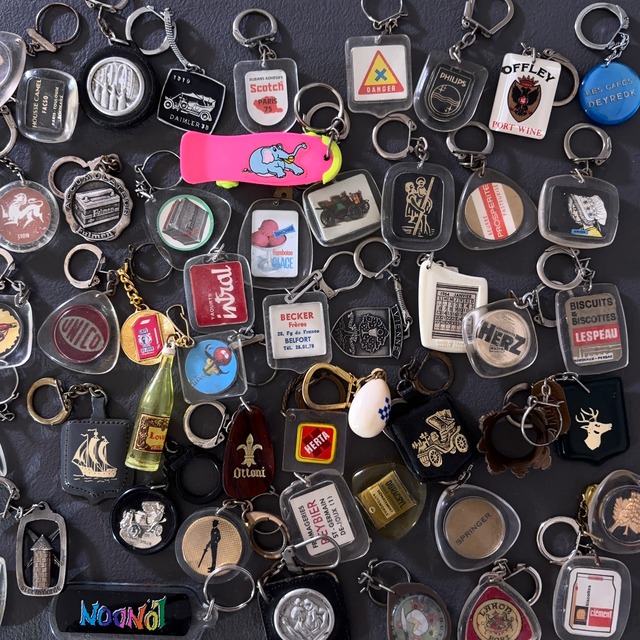 50個  フレンチ キーホルダー フランス 雑貨 ヴィンテージ  2511014-19