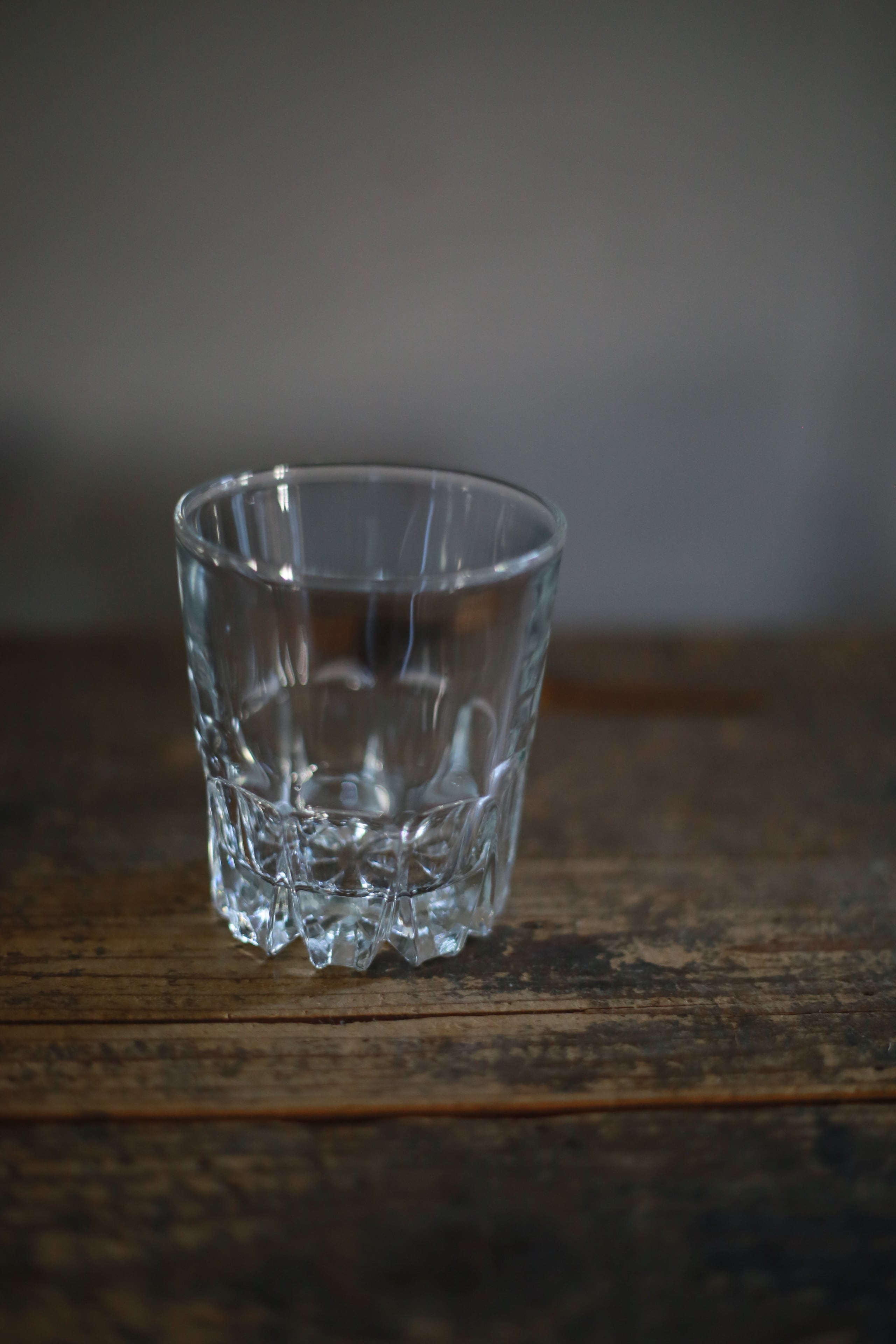 古いベルギーのロックグラス