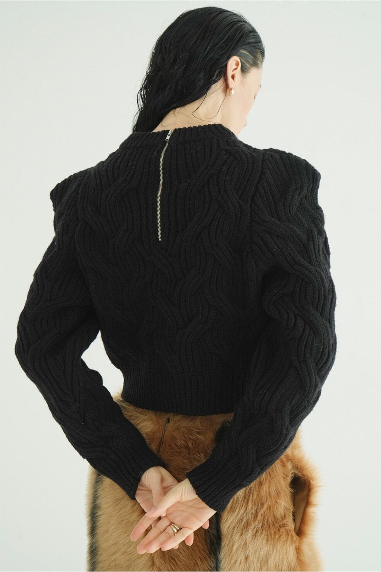 CLANE CABLE SHORT KNIT TOPS
