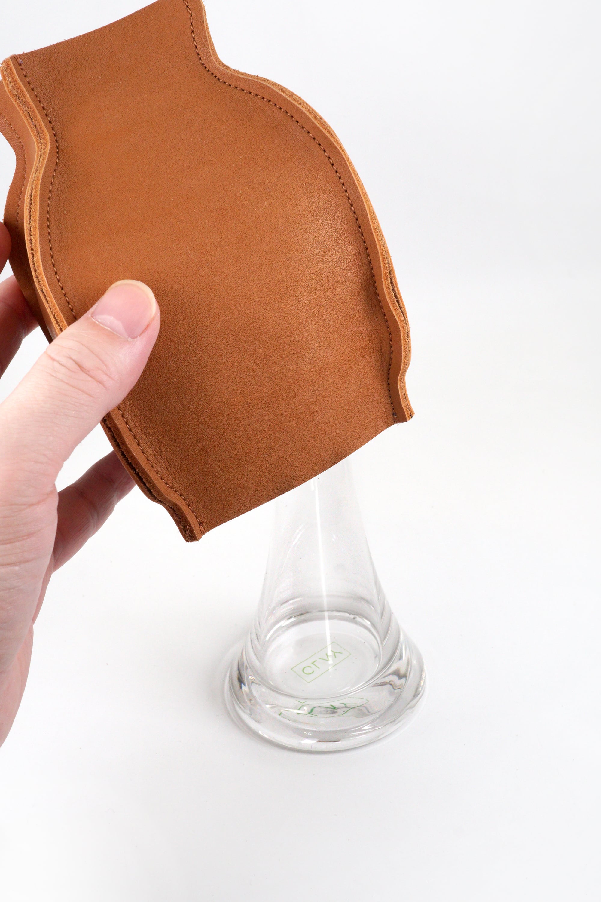 本革製フラワーベース／ミルクボトル型（ガラスベース付属） | EARL'S