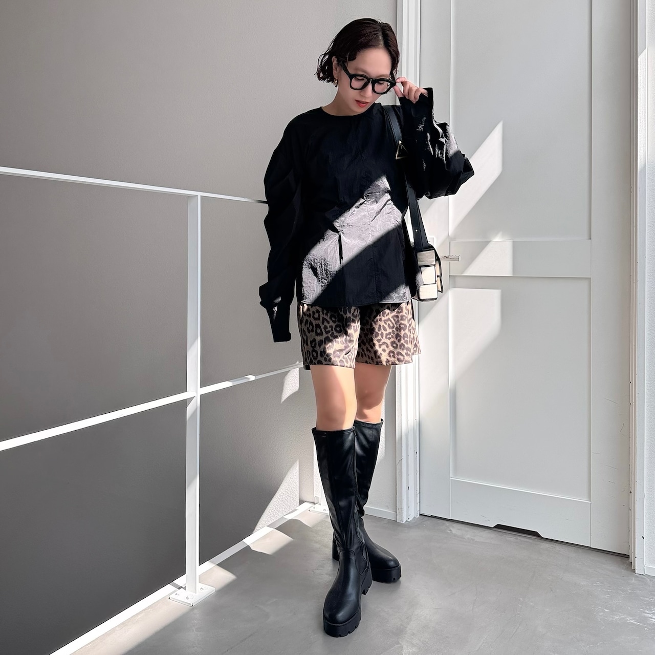 ナイロンパフスリーブtops/ブラック