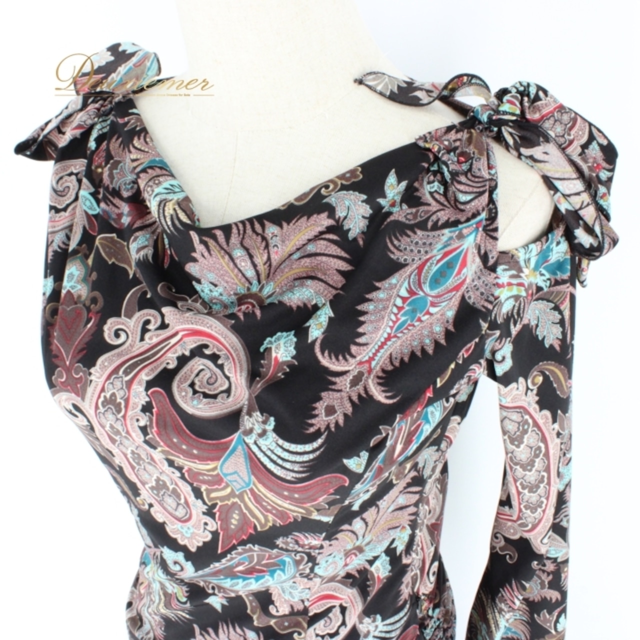 社交ダンス 衣装 スタンダード 上下セット ツーピース レッスンウェア パーティ衣装 PASTIME パスタイム 黒 ブラック系 リボン 長袖 かわいい 華やか 可愛い 大人用 ダンス映え フェスティバル 撮影用 ポリエステル製 着心地良い ストレッチ ダンスレッスン ウェア レディース かわいいデザイン トレンド 人気 おしゃれ イベント用 体型カバー フォーマル