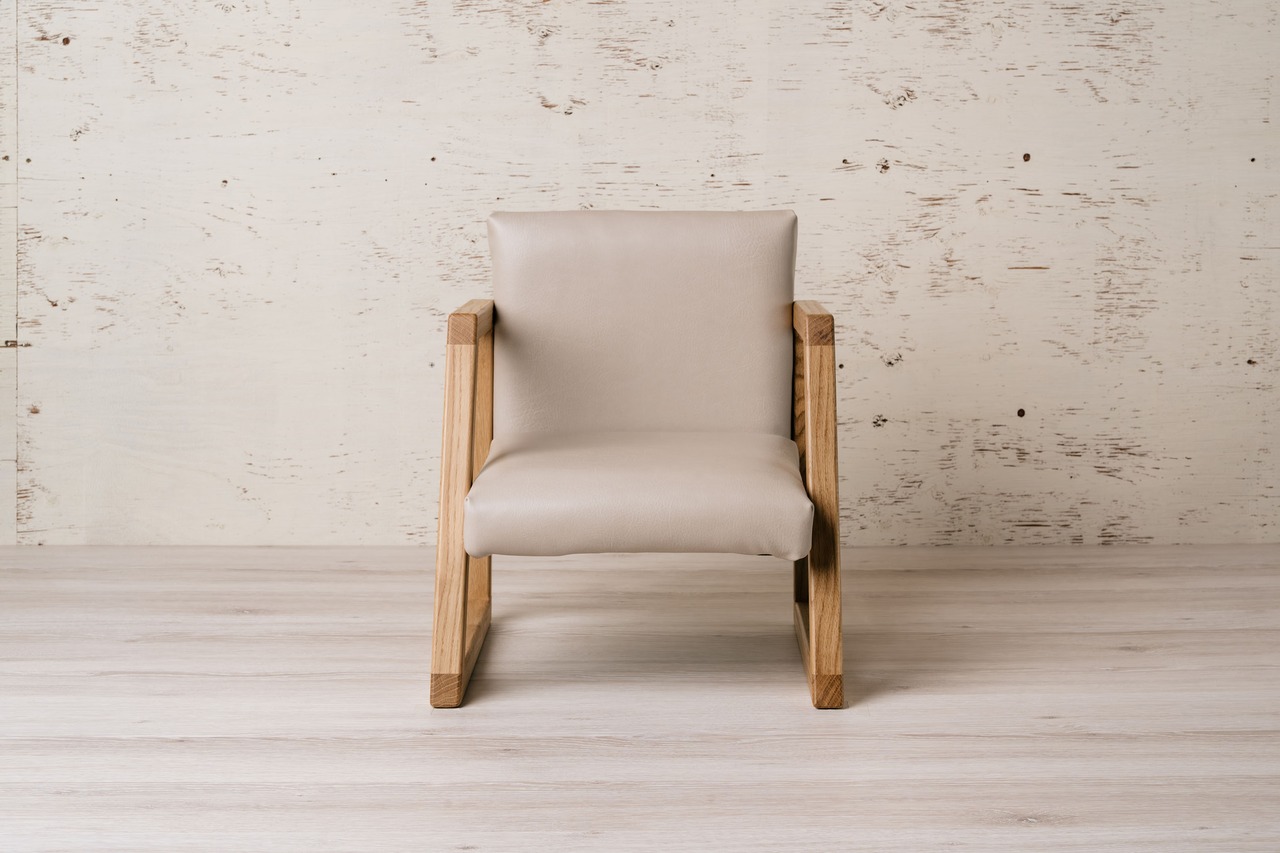 HIIRAGI ( Greige ) 子ども椅子