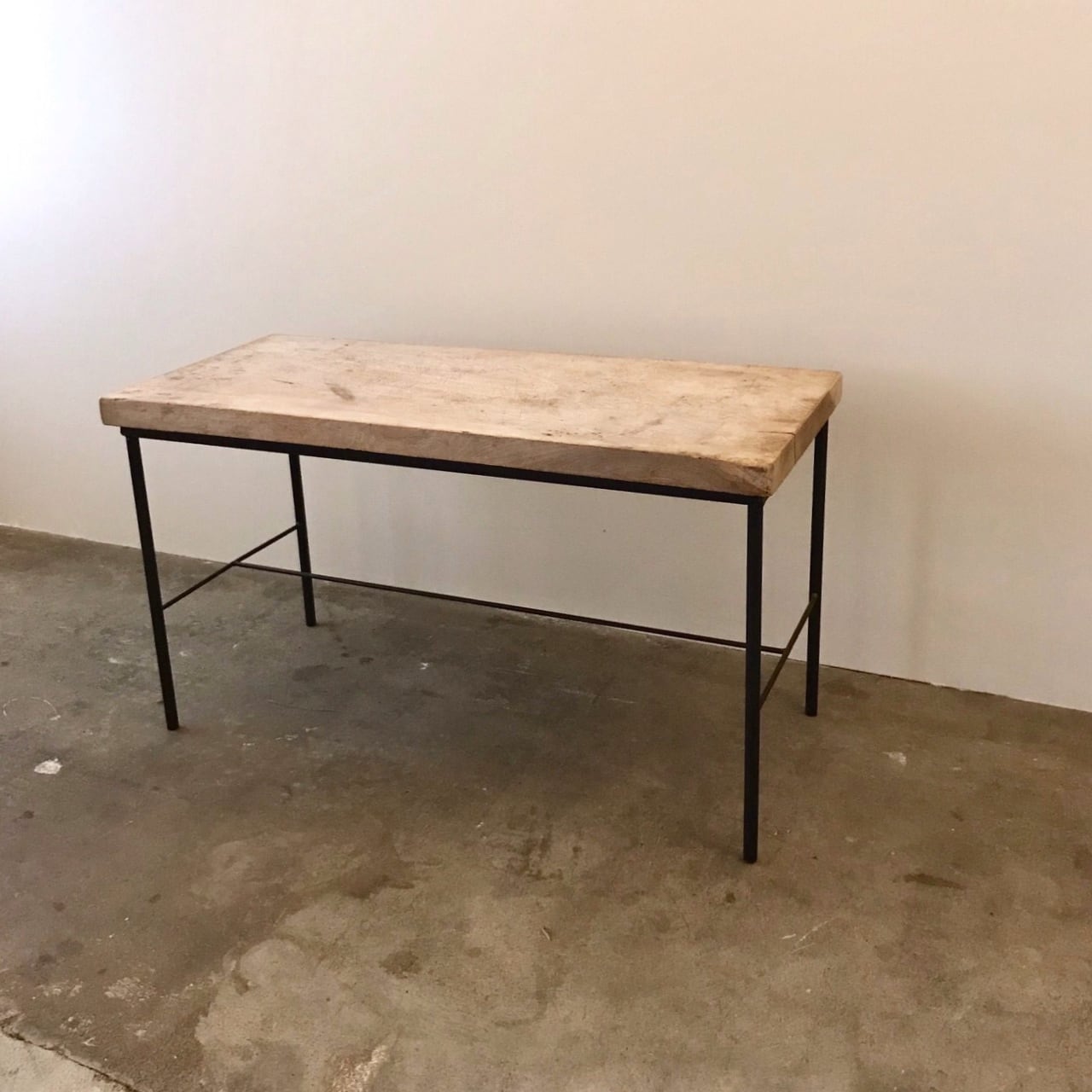 横長のスツール　サイドテーブル