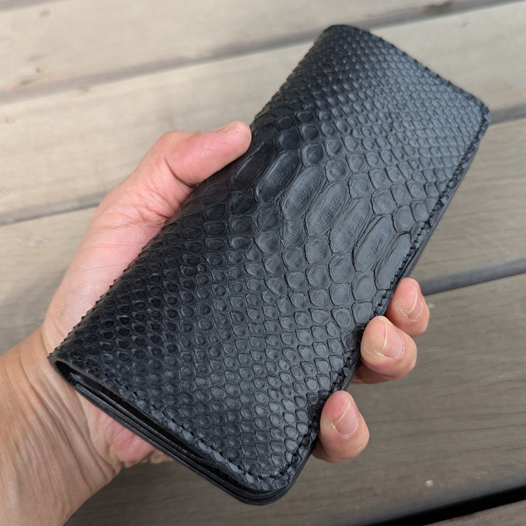 ロングウォレット】長財布 ダイヤモンドパイソン 手縫い 10枚カード