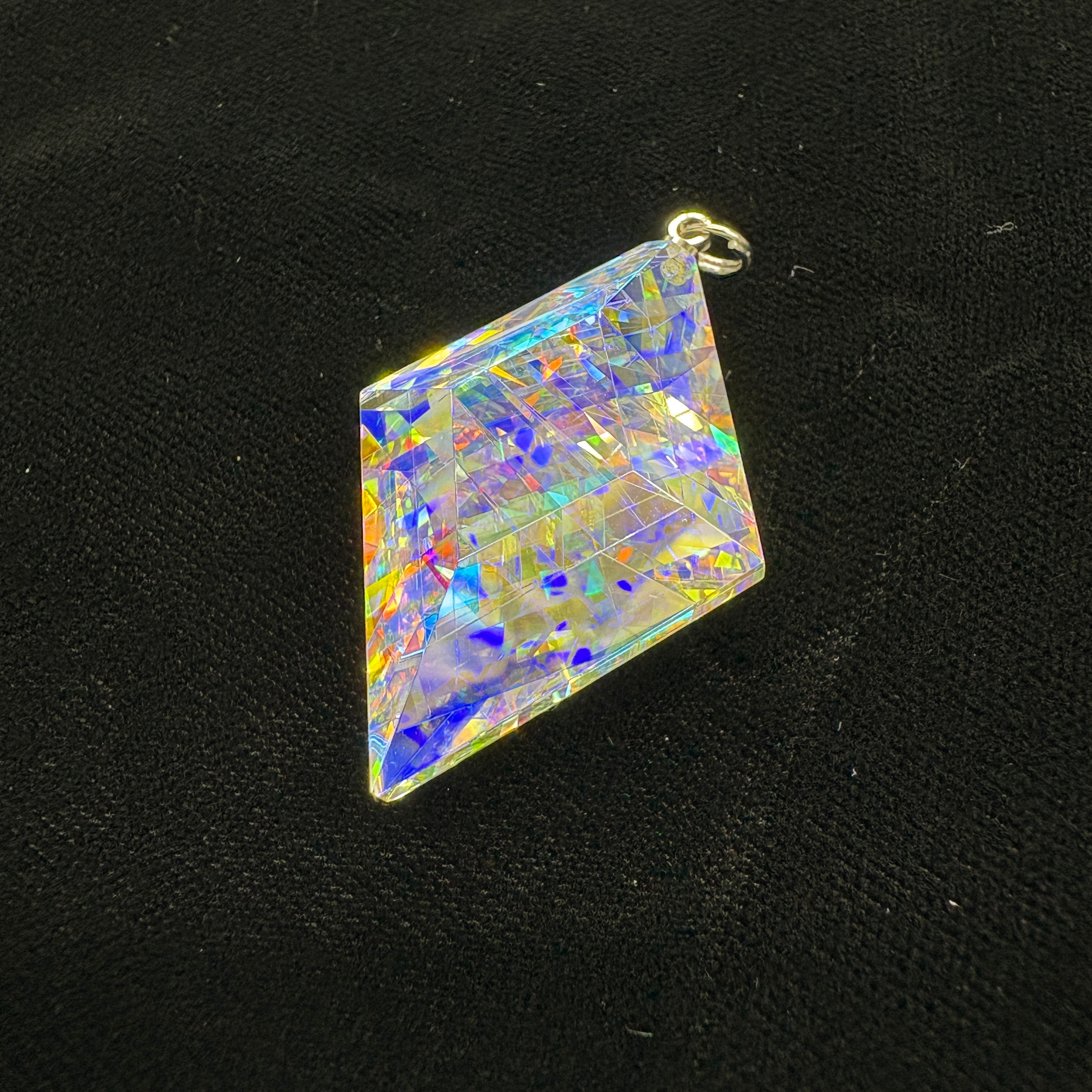 ガラスアクセサリー モナジー工房