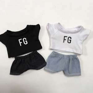 『2点セットモノクロ衣装』ちびぬい　ぬい服　15㎝　20㎝ドール　人形　オタ活　アイドル　KPOP　小物　アクセサリー　韓国　グッズ  テテ　テヒョン　韓流　ARMY　シュガ　ユンギ　ジョングク