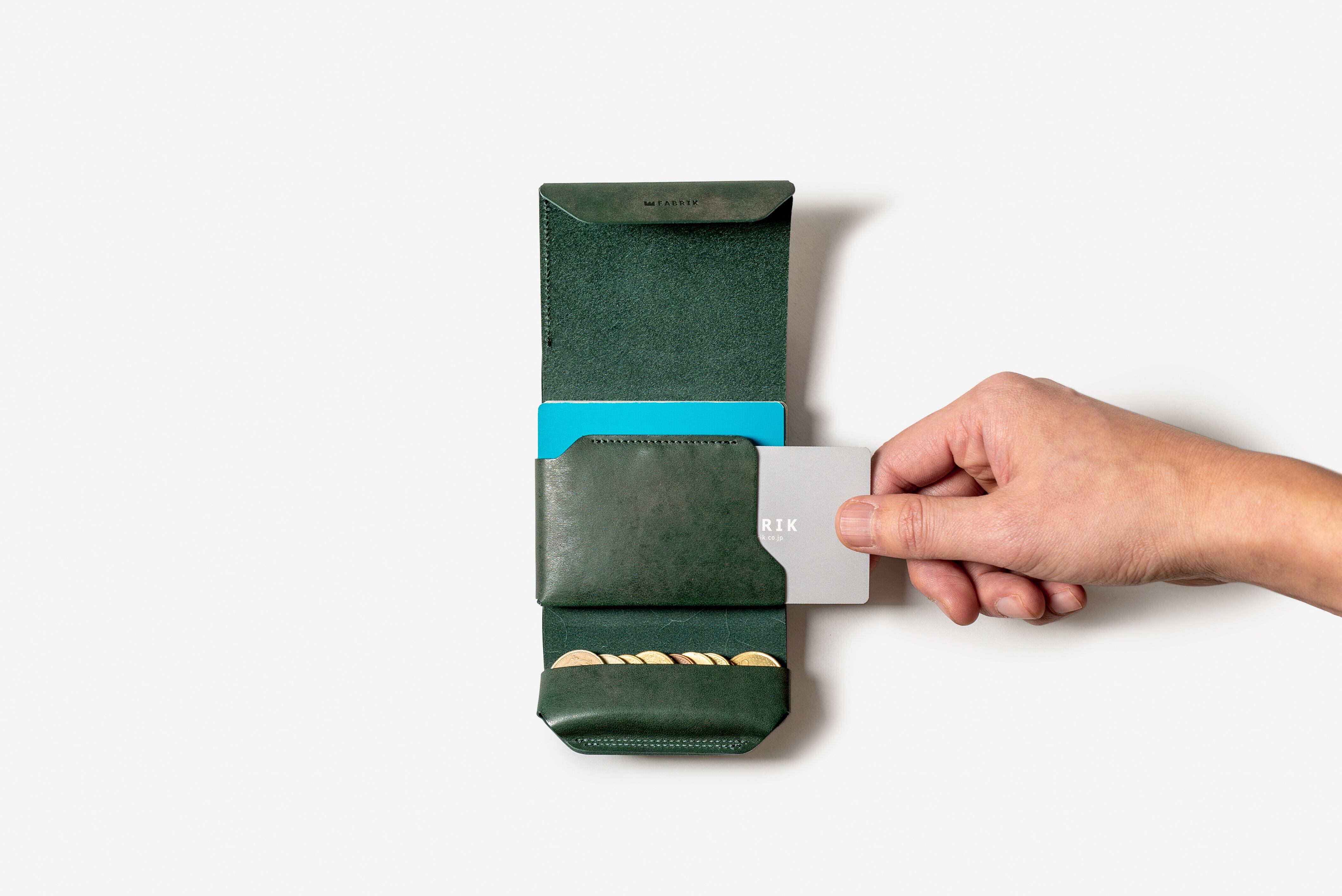 ミニマム＋αの財布 METRO / BERRY [限定色] | FABRIK® ONLINE STORE