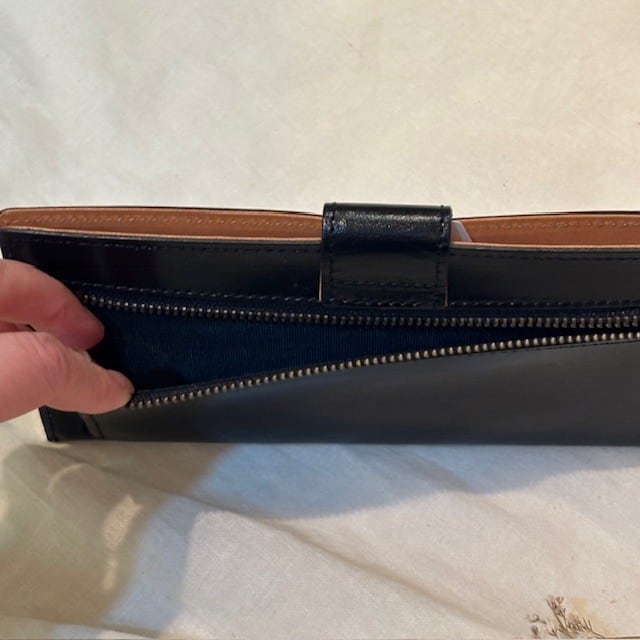 B.stuff　薄手のお財布(クロ)