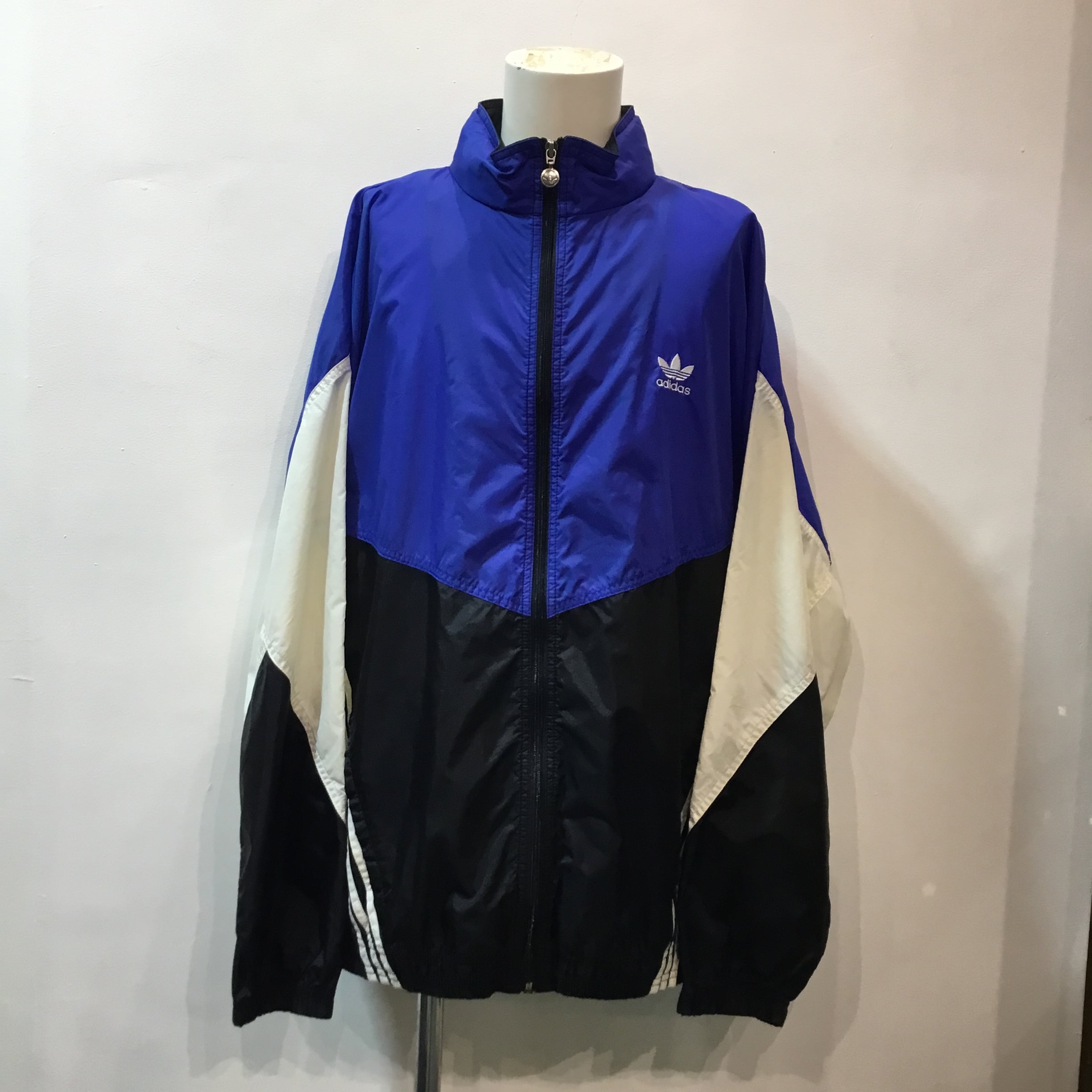 90年代 adidas アディダス ナイロンジャケット 古着 size L GK-18 | 古着屋GROOVY powered by BASE