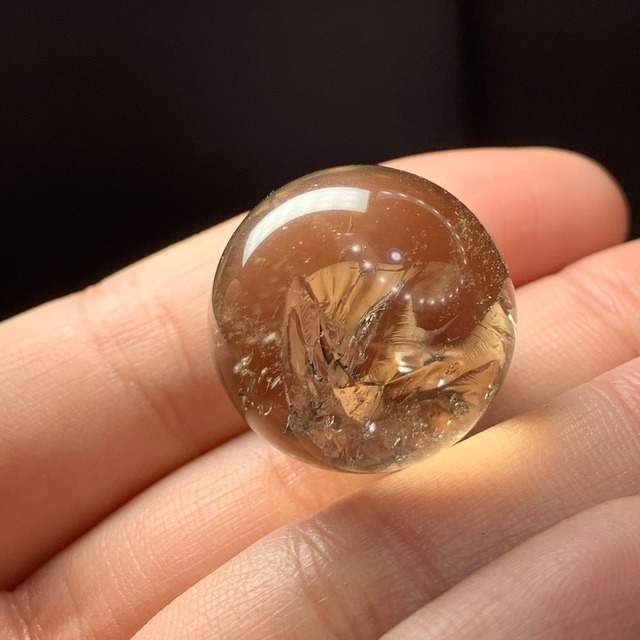 4.スモーキーアイリスクォーツスフィア(小)