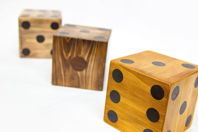 送料無料 天然木無垢材（国産桧) 手作りサイコロオブジェ【白木】【数量限定】 / お取り寄せ 通販 お土産 お祝い プレゼント ギフト おすすめ 天然木無垢材（国産桧) 手作りサイコロオブジェ | 工房たけ徳島
