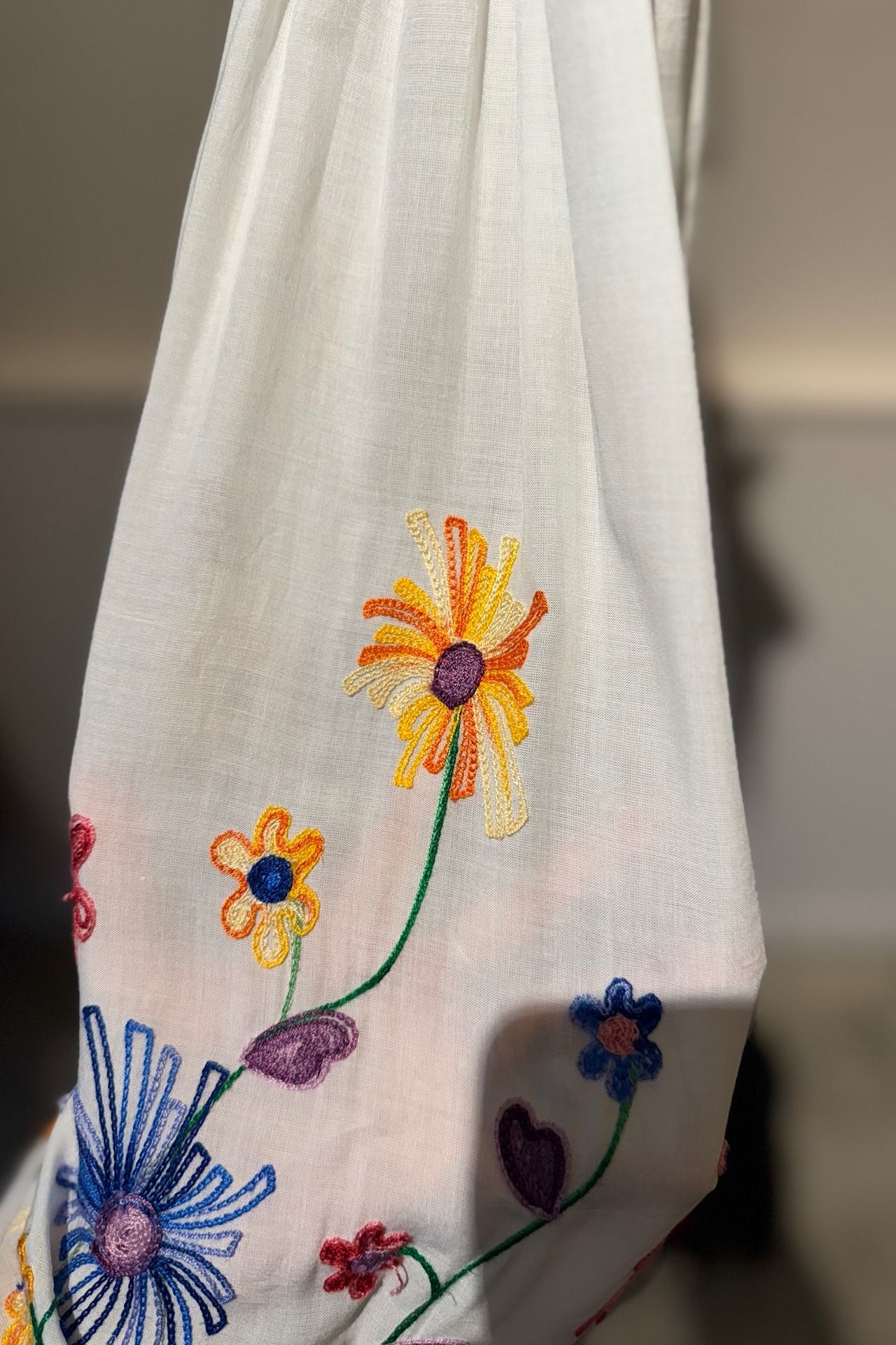 【送料無料】European embroidery skirt