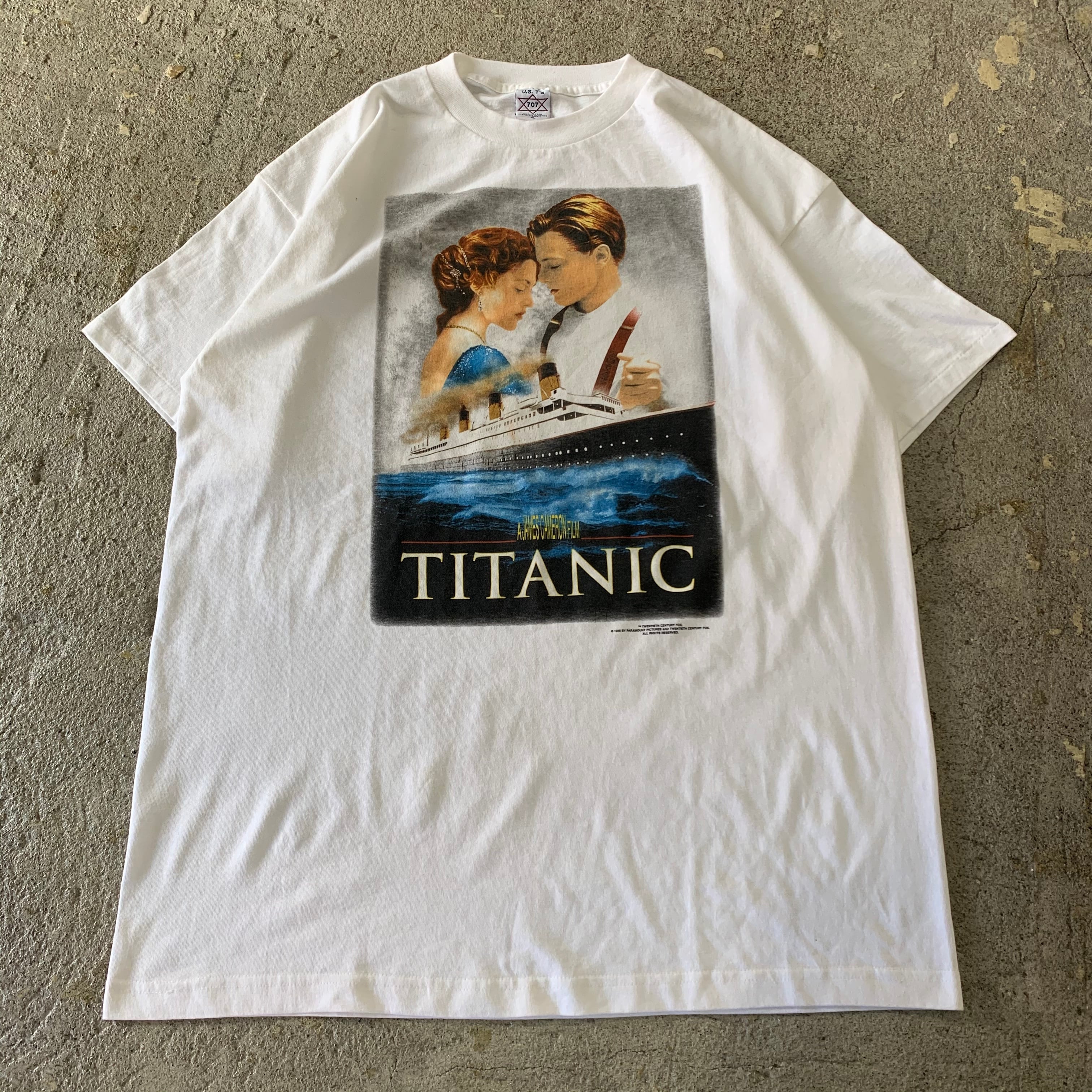90s titanic T-shirt | What