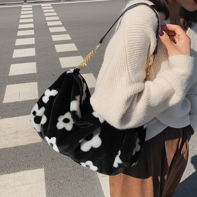 オータムウィンターレディースチェーン 秋物 冬物 メッセンジャーバッグ Tiancai_Wing_Bag15049711273