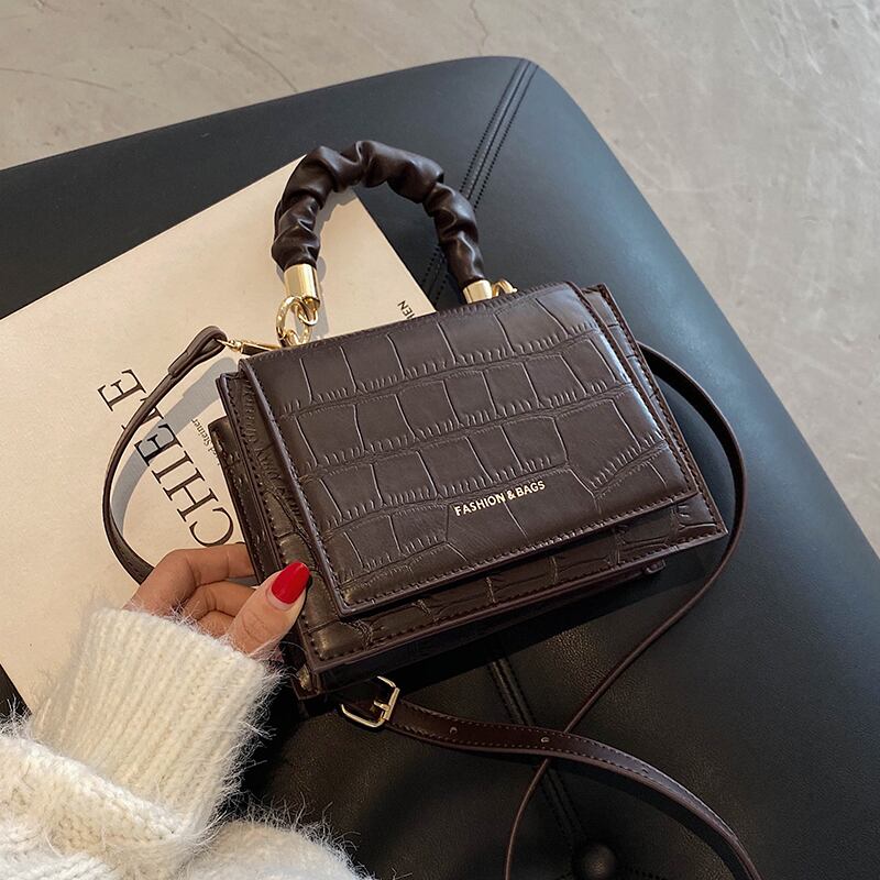 秋冬レトロスモールバッグメス2020ニューファッションワイルドインポータブルスモールスクエアバッグアトモスフェリックシングルショルダーメッセンジャーバッグ Tiancai_Wing_Bag3222099185