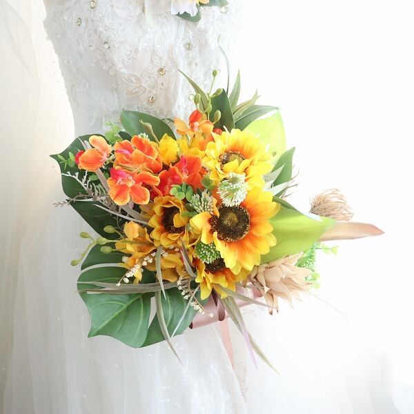 ひまわりのブーケ　ドライフラワーブーケ　ウエディングブーケ　クラッチブーケ ひまわり 南国 夏婚 クラッチブーケ フォトウェディング 400
