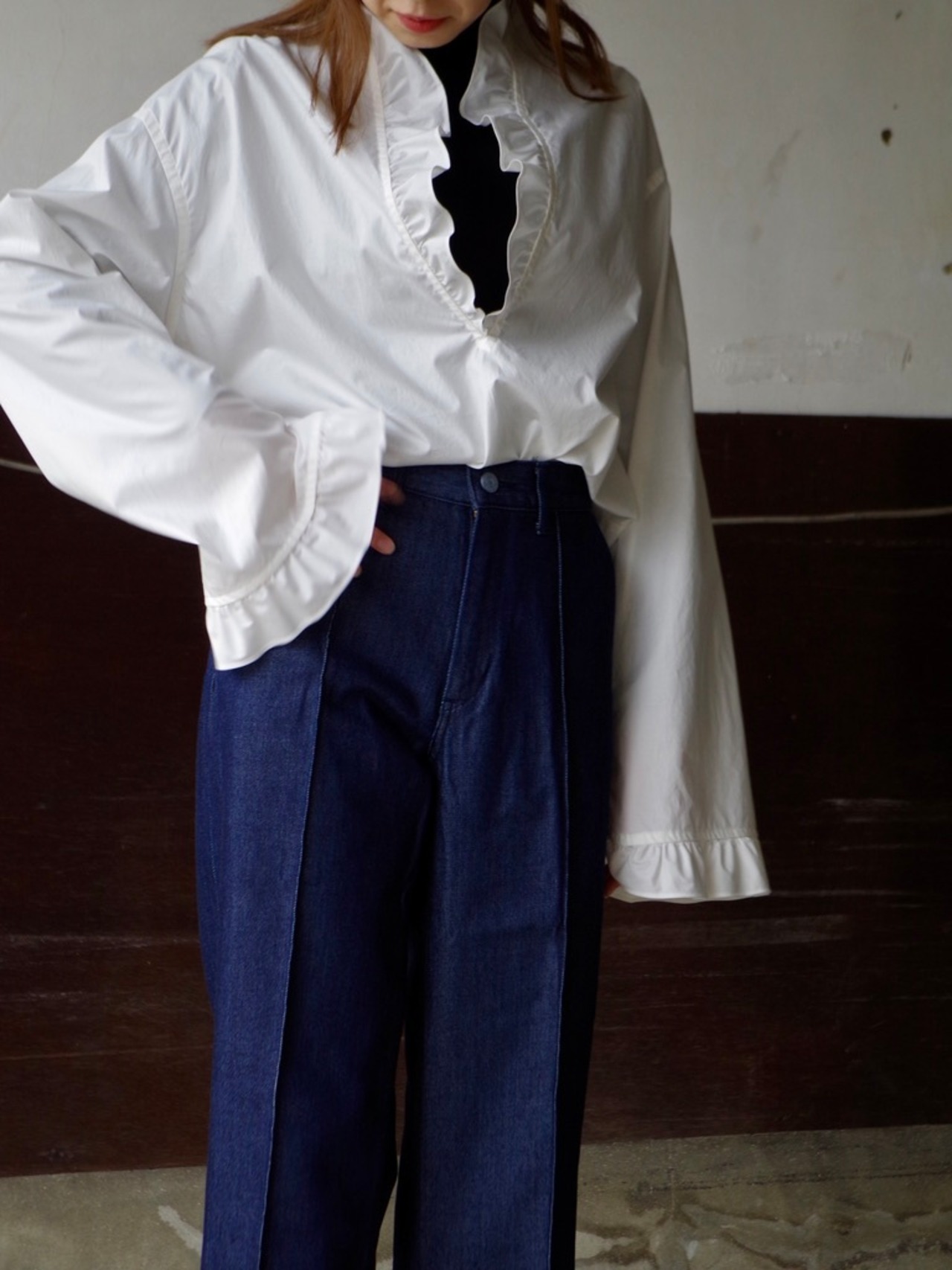 LOEFF Women's   Frill Skipper Shirt