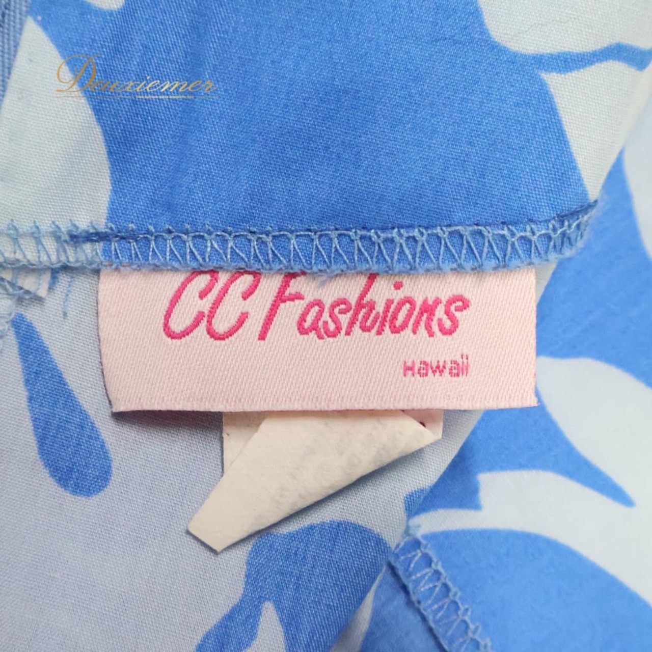 フラダンス 衣装 CC Fashions CCファッション ワンピース ドレス ブルー系 ハワイ製 ワントーン フリル ティアレ柄 かわいい 華やか 鮮やか 明るい 爽やか 青 水色 ハワイアン アロハ ハワイアンプリント フラ ダンス レッスン 練習