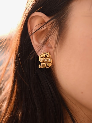 SONIA RYKIEL / vintage "S" design clip-on earrings.