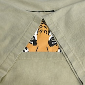 tiger print tee
