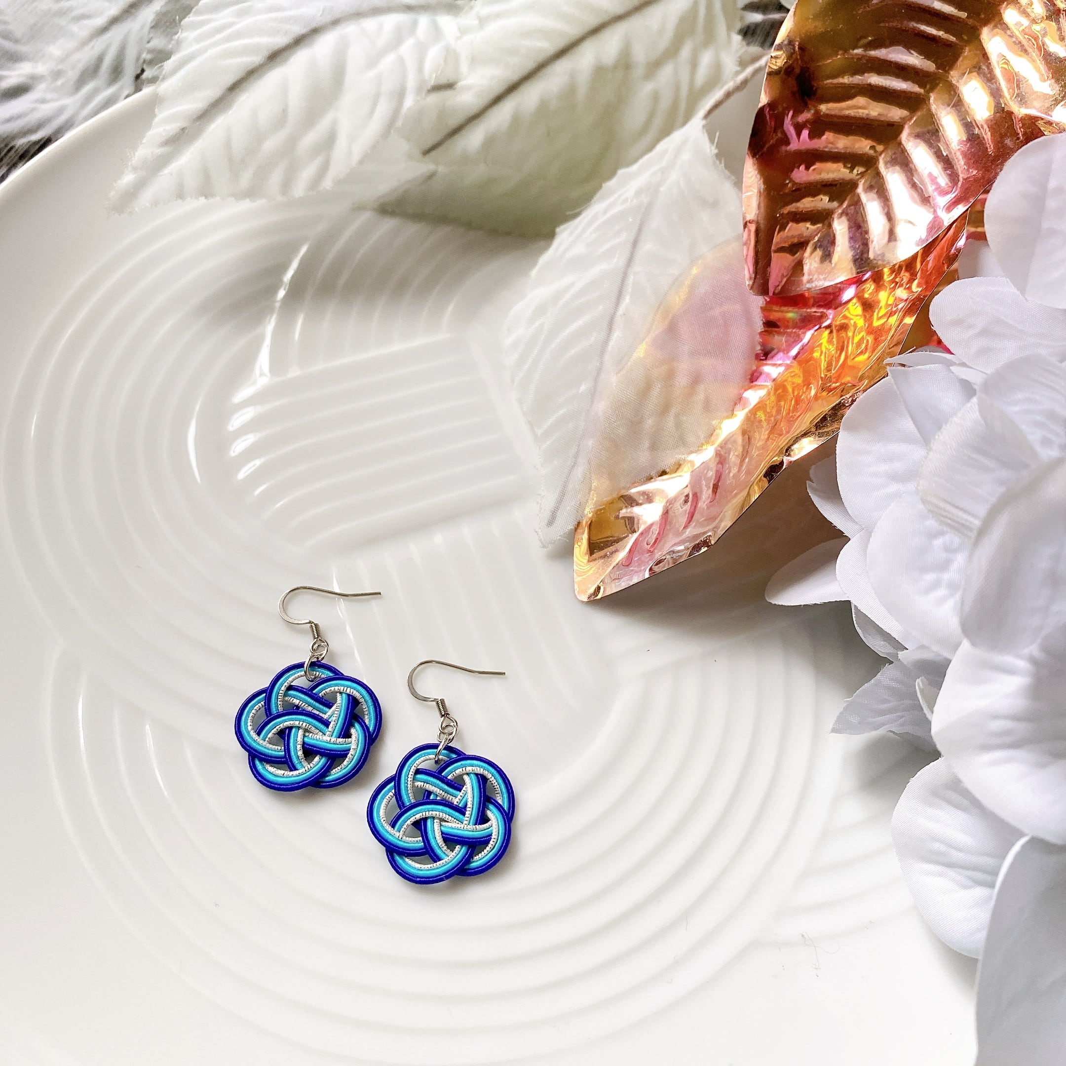 ハンドメイドうめ NEW COLOR【水引ピアス】梅 Ume◇ブルー Blue | IKIYA 粋や 水引