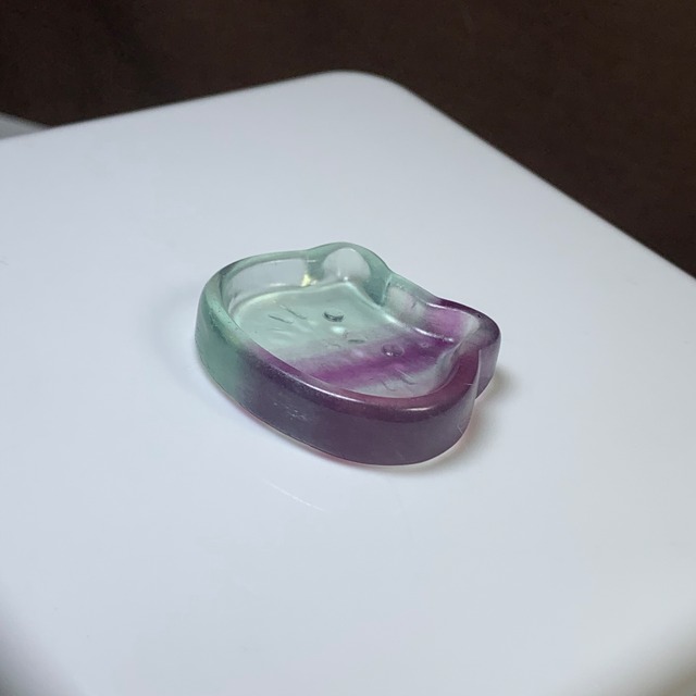 33.(訳)可愛い猫顔☆フローライト猫皿