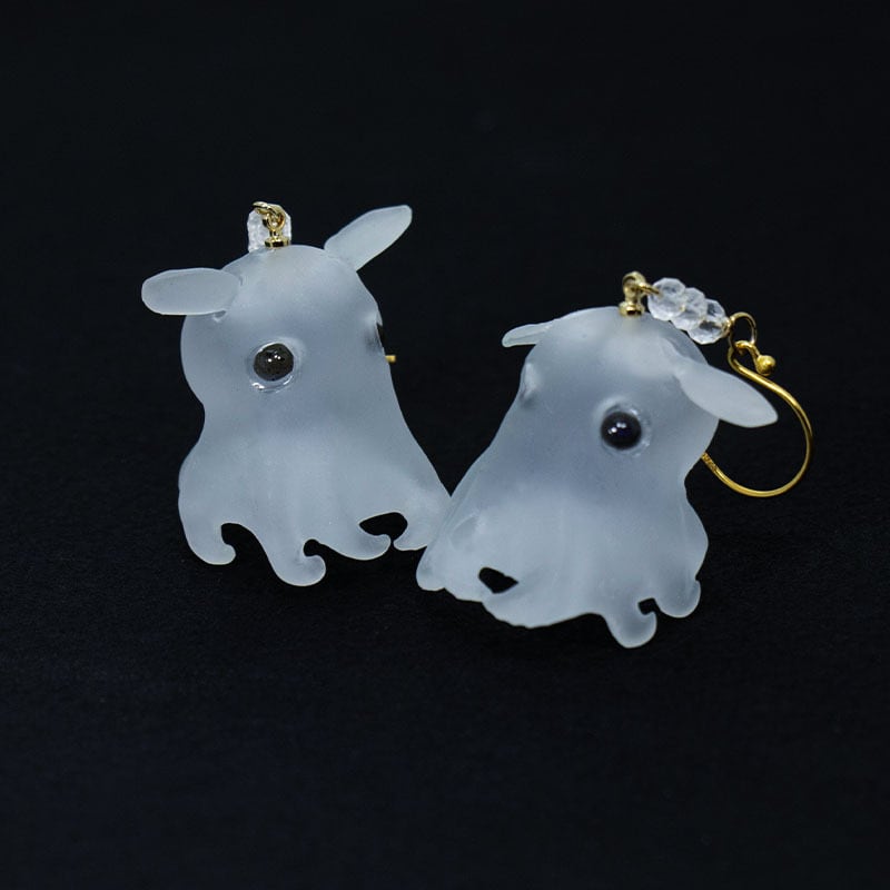 BASE】【イヤリングOK】メンダコ 蛸 頭足類 ピアス / 透明 クリア 涼し