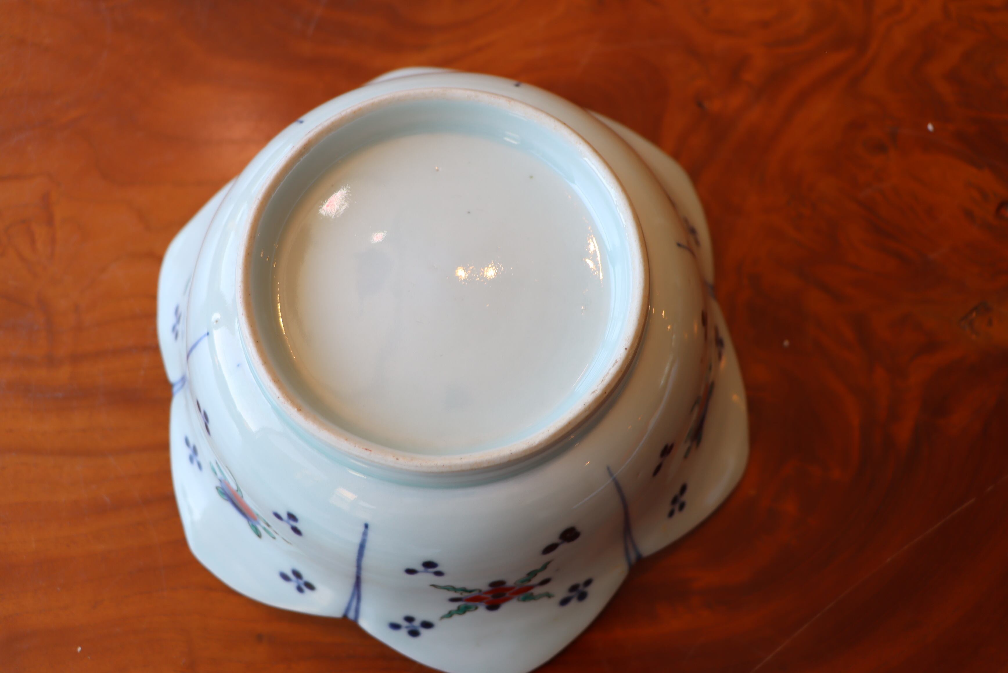 鉢 花形 伊万里焼 色絵 花文 | (有)新原美術