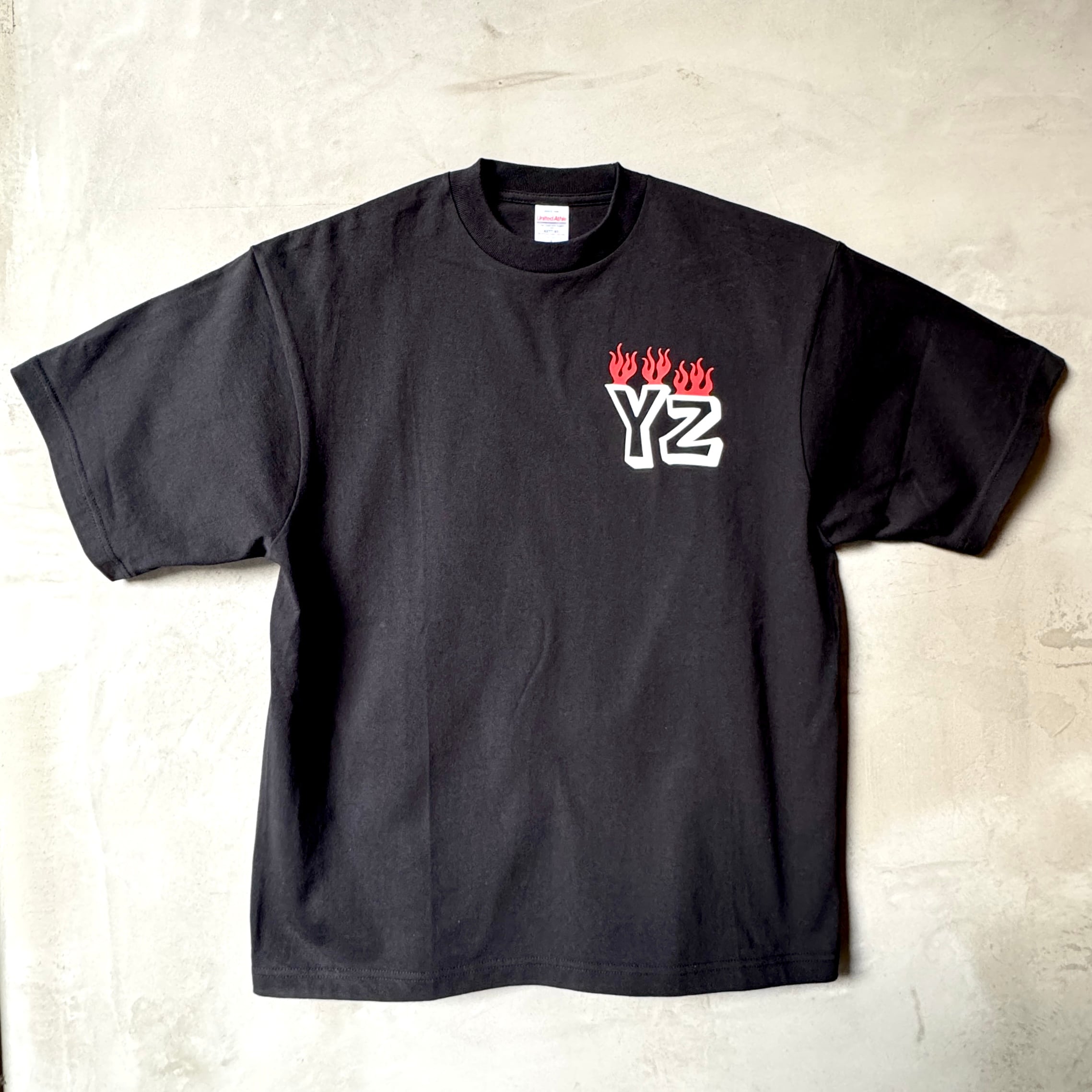 YONZY × LOWHIDE Tシャツ ブラック | YONZY