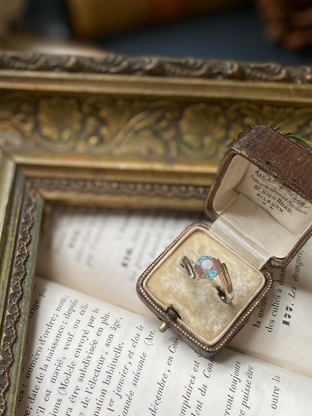 サフィレットリング