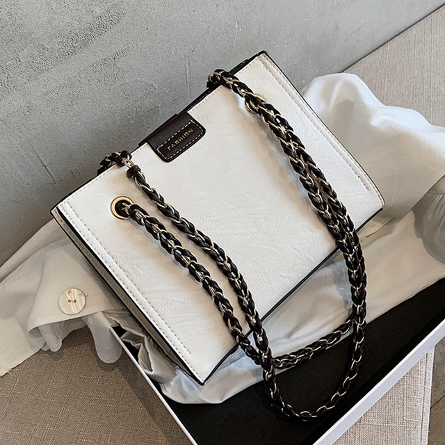 オールマッチチェーンスモールバッグ女性バッグ2020人気の新しいトレンディなファッションワンショルダーメッセンジャーバッグネットレッドテクスチャー小さなスクエアバッグ Tiancai_Wing_Bag1624086