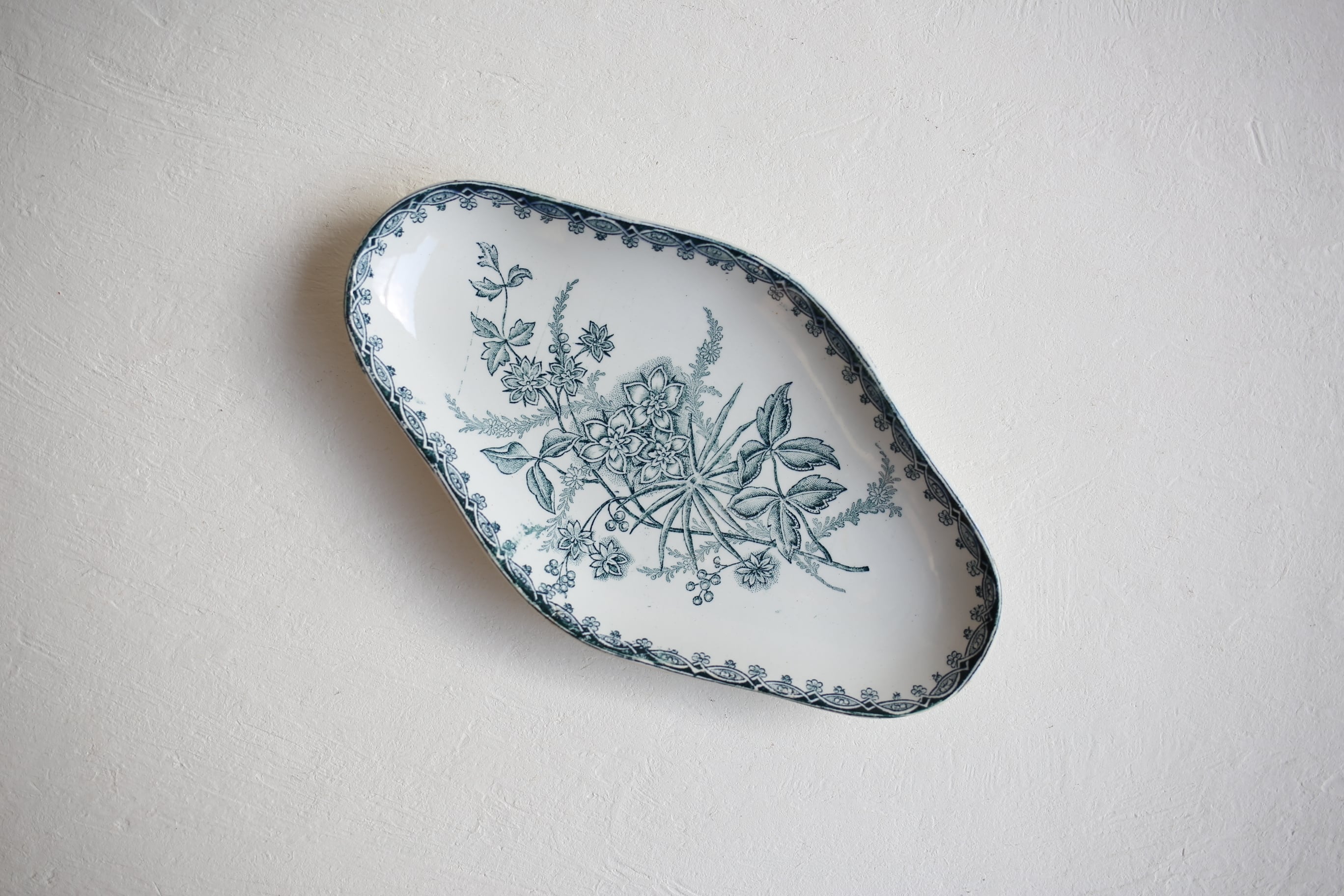 フランス アンティーク ヴィンテージ サンタマン 『MARGOT』ラヴィエ N-02890