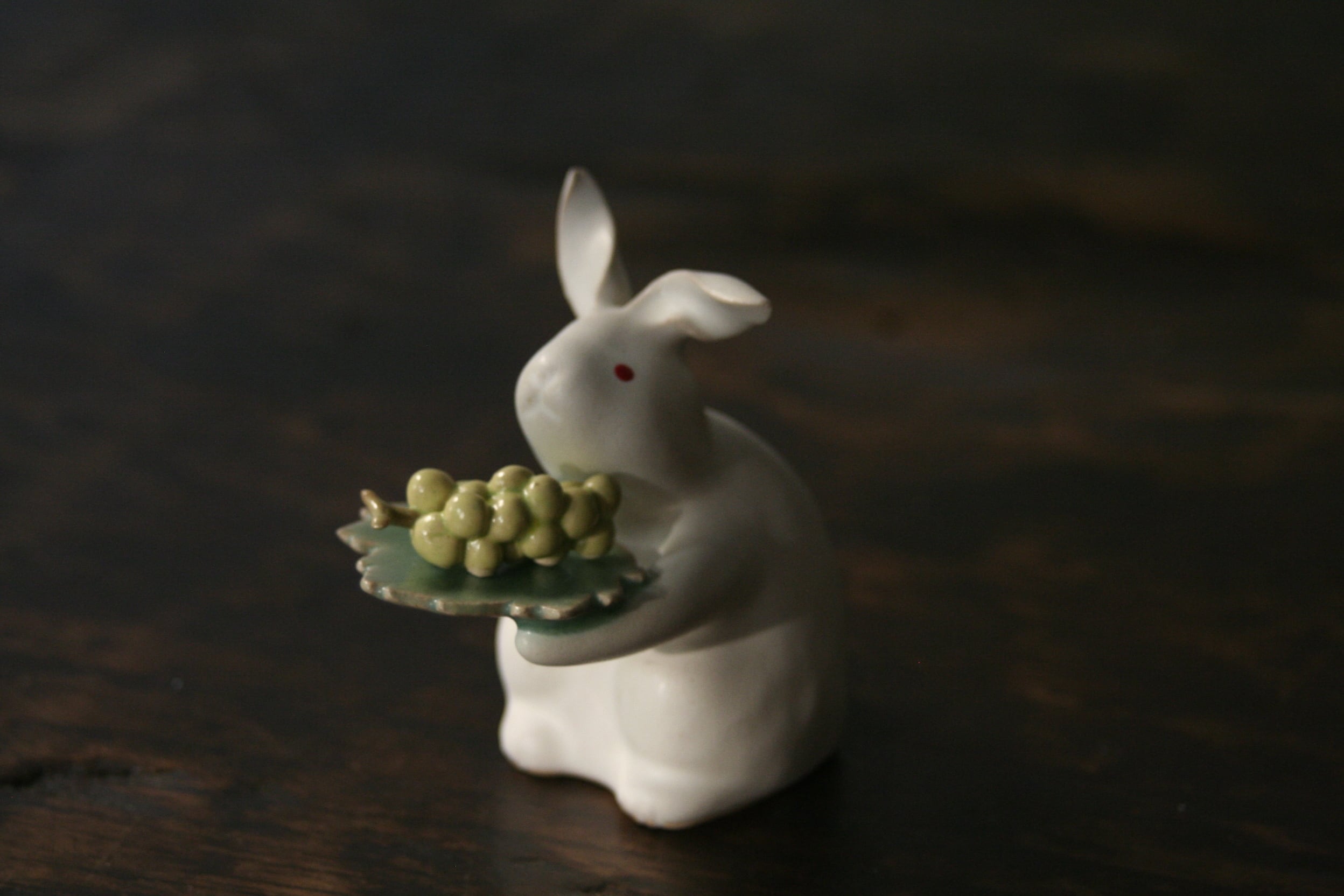 25秋】うさぎ(高さ7.5cm)シャインマスカット | TSUNE;田中恒子の器