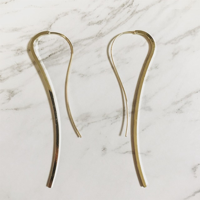 シンプルピアス