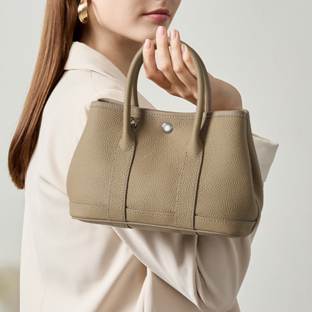 Urban Grained Tote
